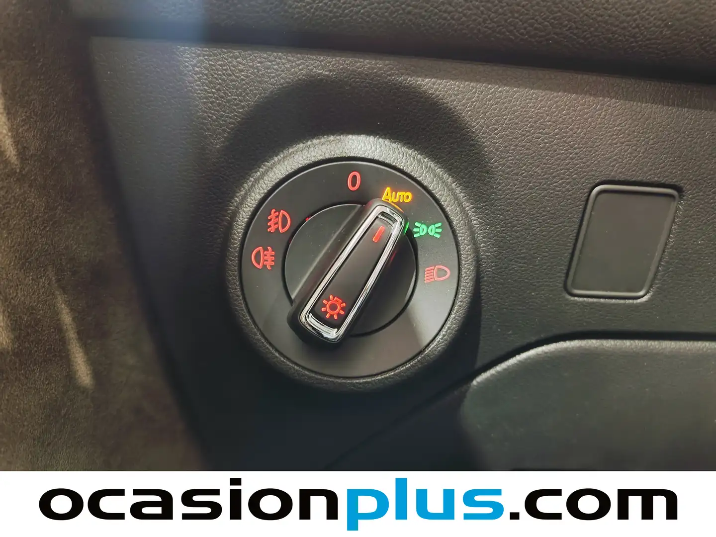 Foto Seat León SEAT Leon Xperience 1.6 TDI S&S X-perience 2Drive  (110 CV)