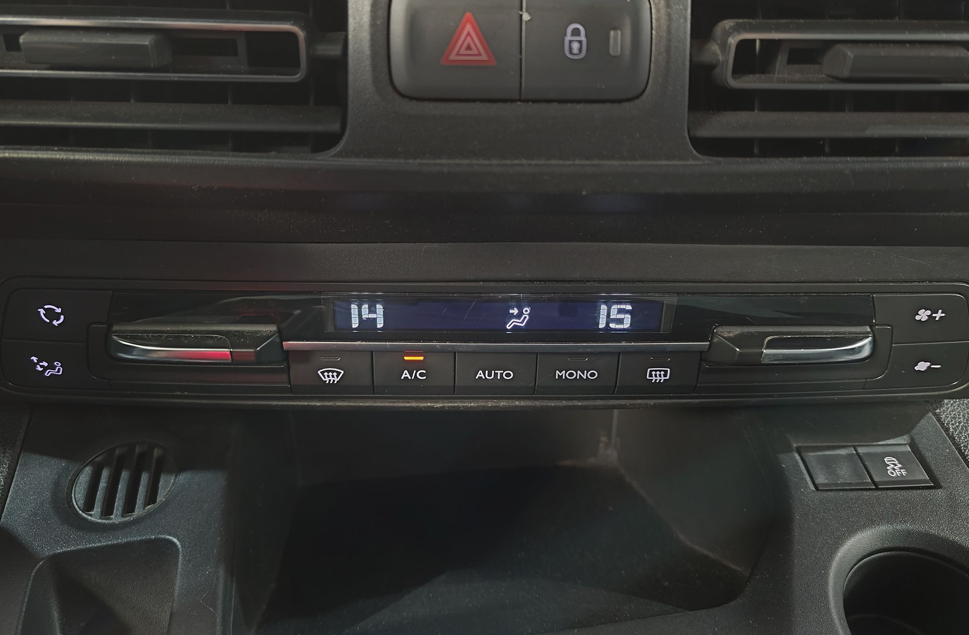 Citroën Berlingo BlueHDi 130 Talla M Shine - foto 30