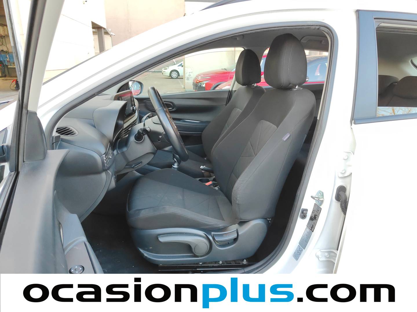 Foto asientos delanteros Hyundai Bayon Hyundai Bayon 1.0 TGDI 48V Maxx (100 CV)