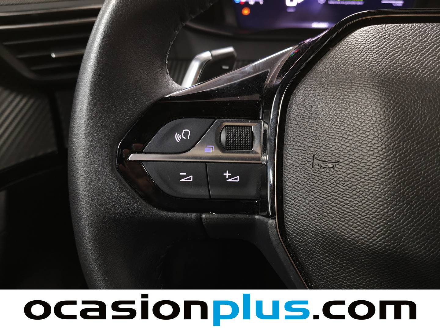 Peugeot 2008 Peugeot 2008 Allure Hybrid eDCS6 (145 CV) km 0