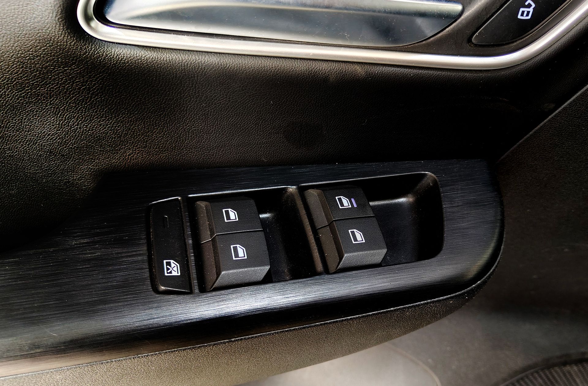 MG ZS 1.5 Hybrid+ Luxury - foto 38