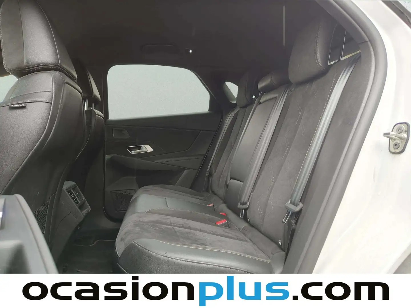 Foto DS DS 7 Crossback DS DS7 Crossback E-Tense 300 Performance Line+ 4WD Auto (300 CV)