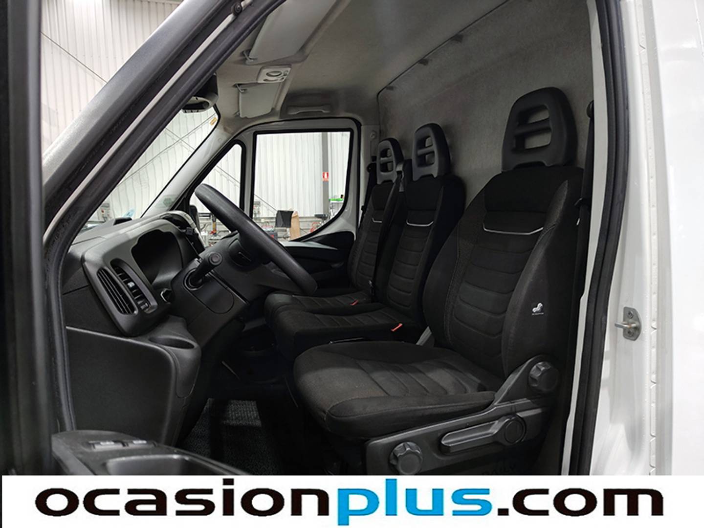 Iveco Daily Iveco Daily Furgon 35S 16 V 3520L/H2 (156 CV) km 0