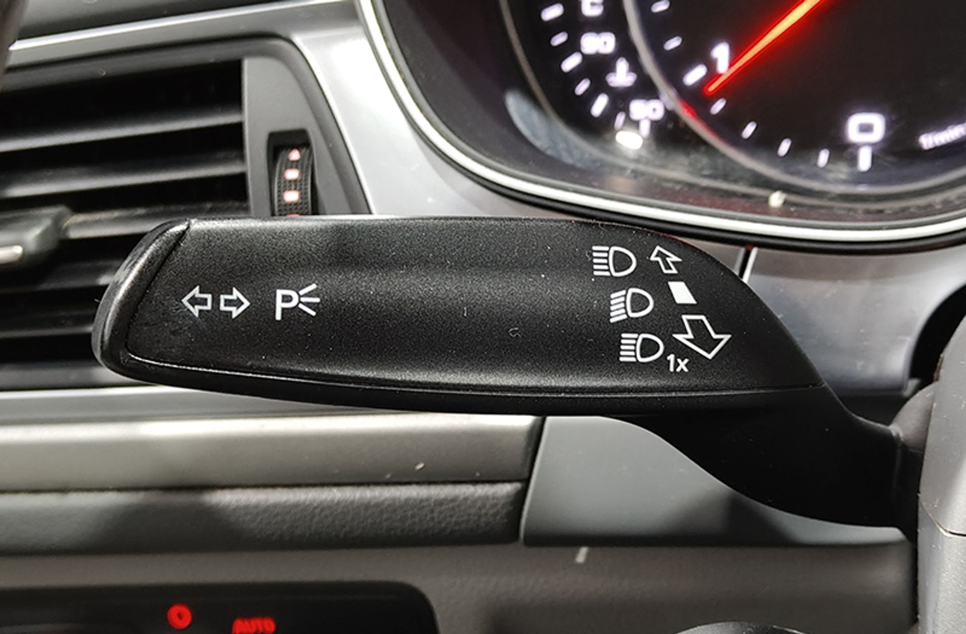 Audi A6 Avant Advanced edition 2.0 TDI multitronic - foto 23