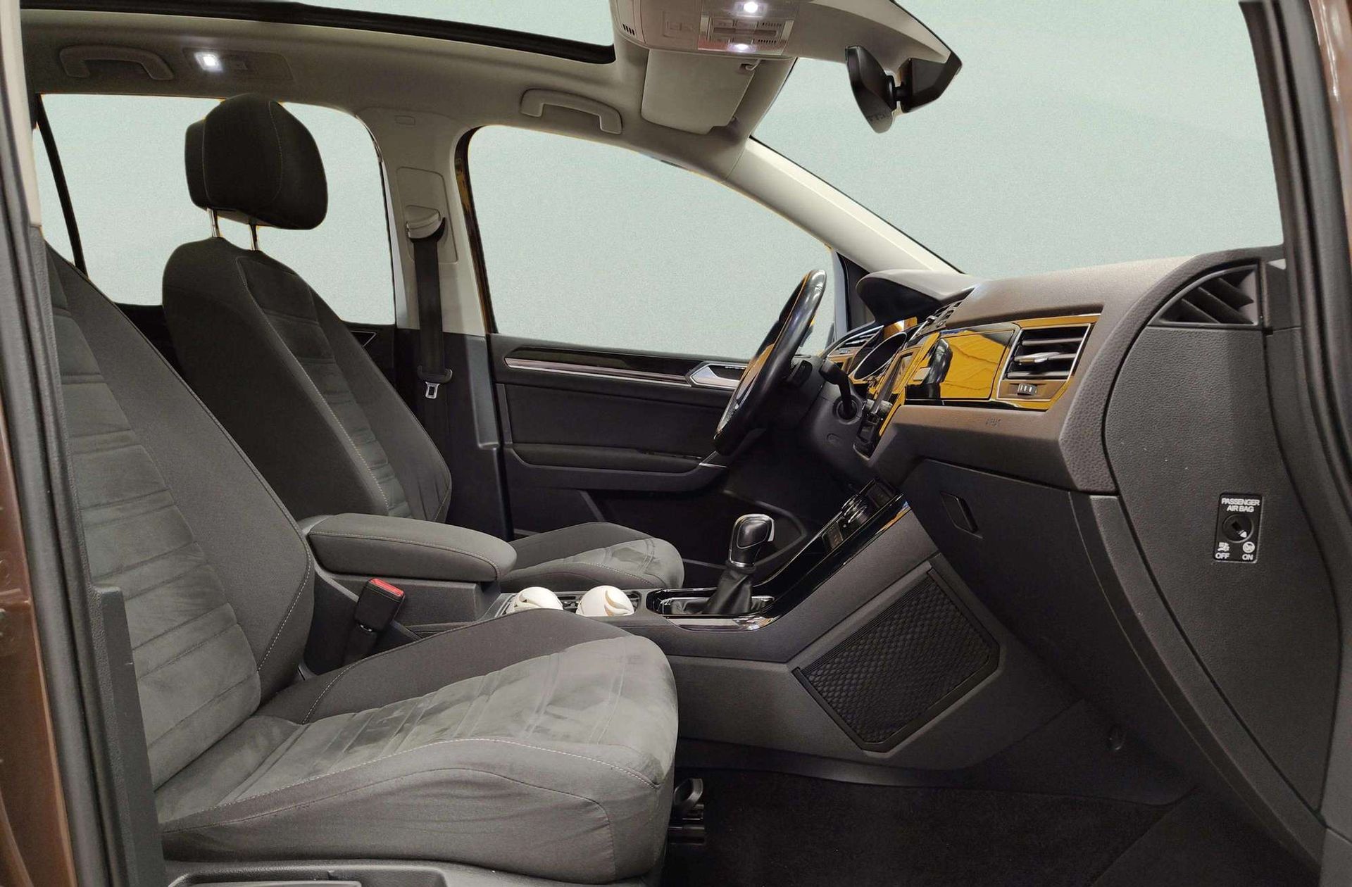 Volkswagen Touran Sport 1.6 TDI BMT DSG - foto 17