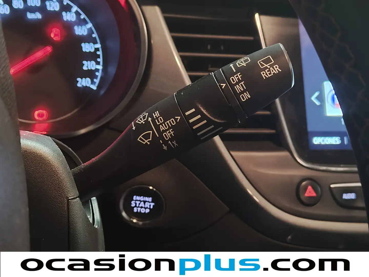 Foto Opel Crossland X Opel Crossland X 1.5 D Innovation (102 CV)