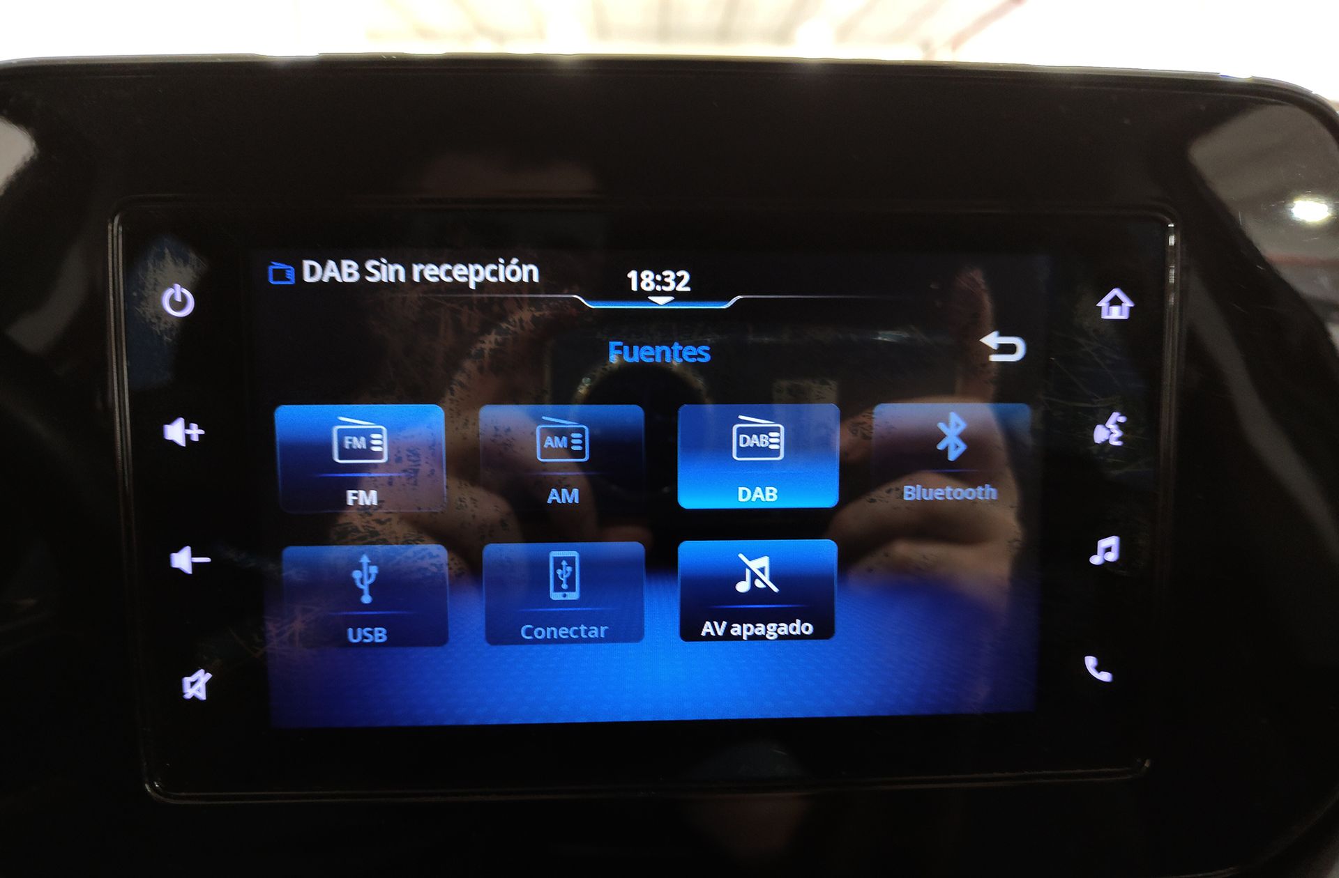 Suzuki S-Cross 1.4T Mild Hybrid S2 4WD - foto 29