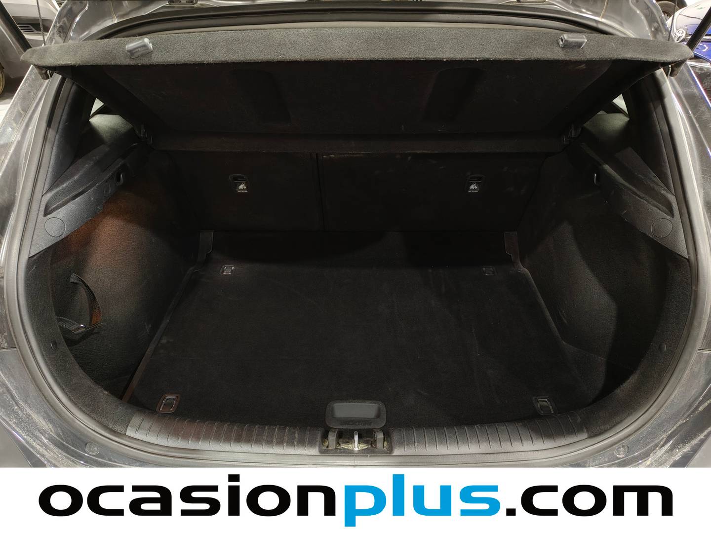 Foto KIA Ceed KIA Ceed 1.6 MHEV iMT Drive (136 CV) siete plazas