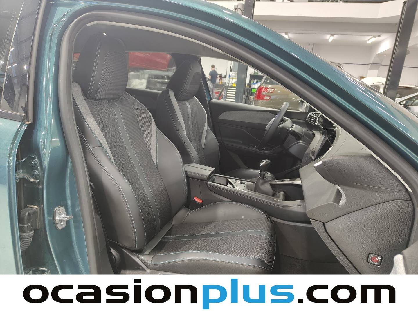 Foto Peugeot 308 Peugeot 308 SW PureTech 130 S&S Allure (130 CV)