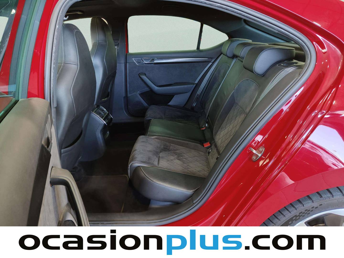 Foto asientos traseros Skoda Superb Skoda Superb 2.0 TDI Sportline DSG (190 CV)