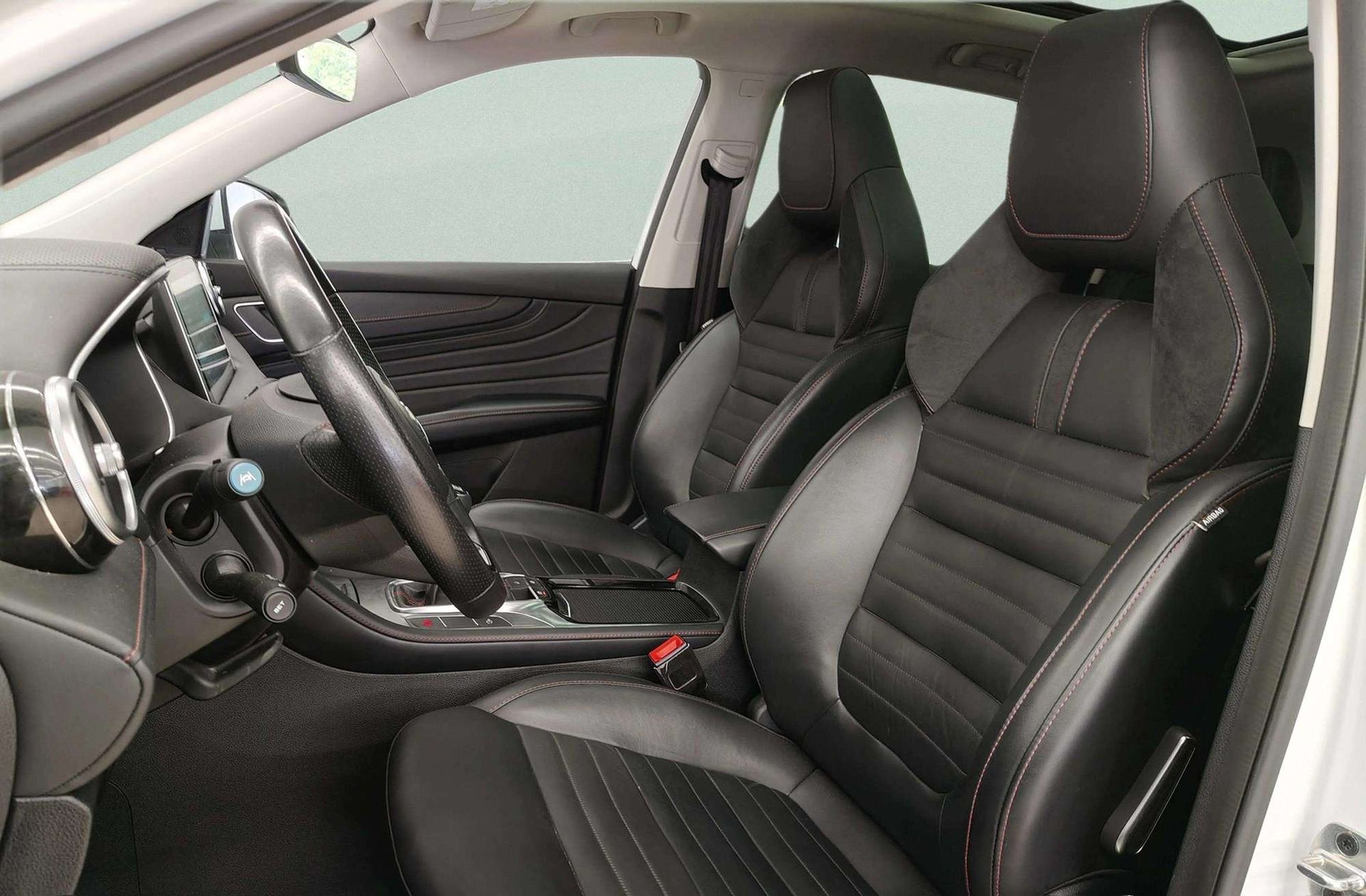 MG HS 1.5 Turbo GDI Luxury - foto 13