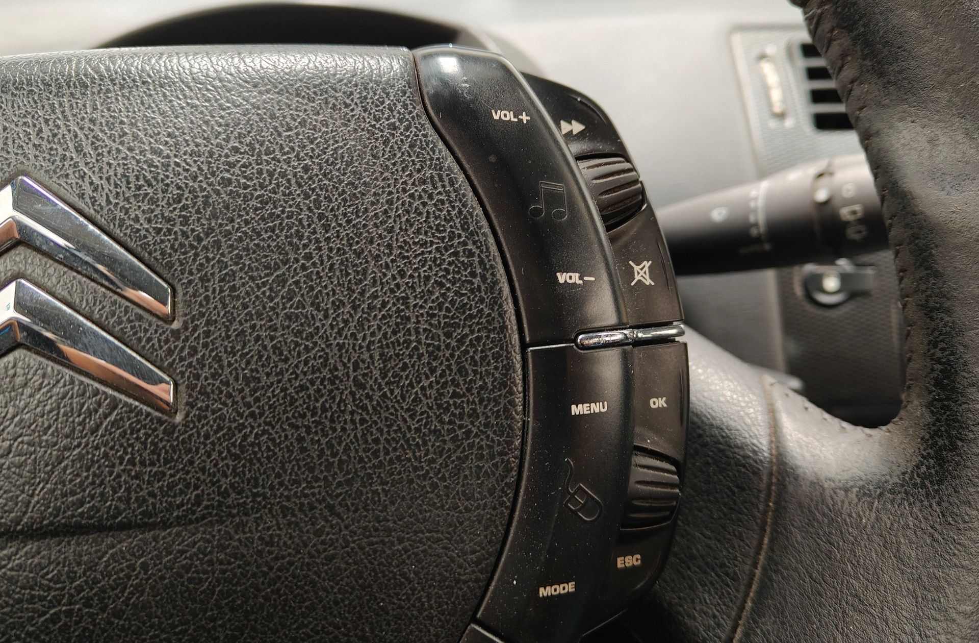 Citroën C4 1.6 HDi VTR Plus - foto 21