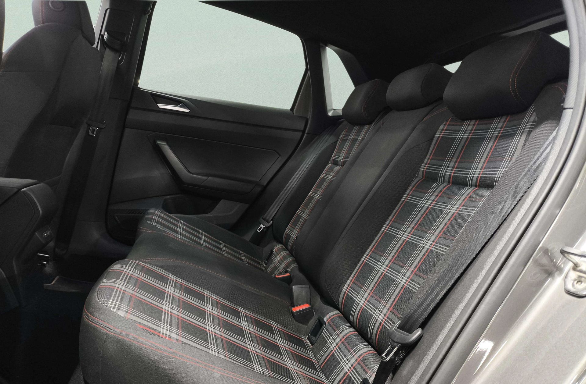 Volkswagen Polo GTI 2.0 TSI DSG - foto 13