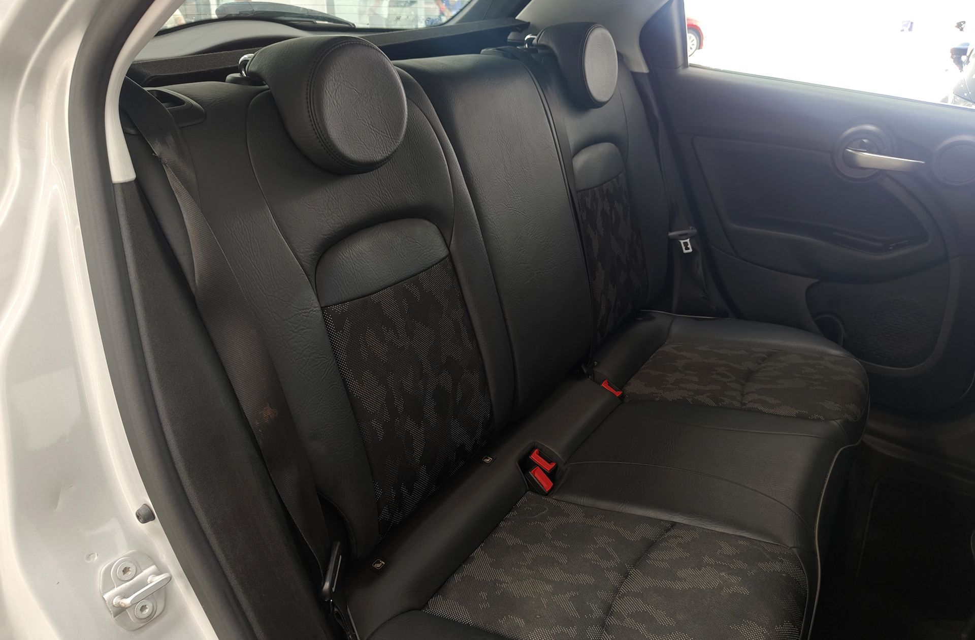 Fiat 500X 1.6 MultiJet Cross 4x2 - foto 16