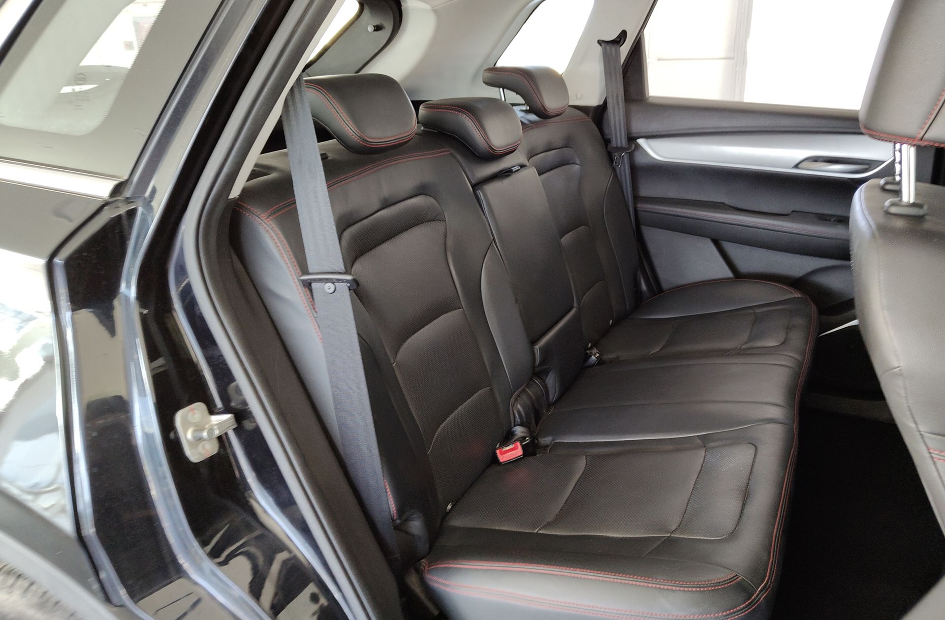 SWM G01 1.5T Luxury - foto 17