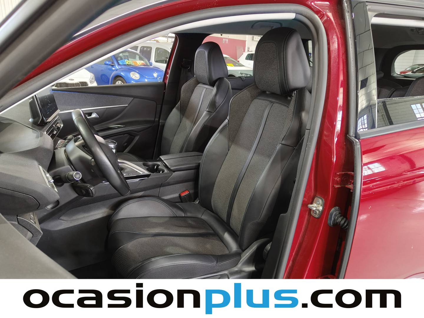 Foto asientos delanteros Peugeot 5008 Peugeot 5008 BlueHDI 130 S&S Allure Pack (130 CV) 7 Plazas