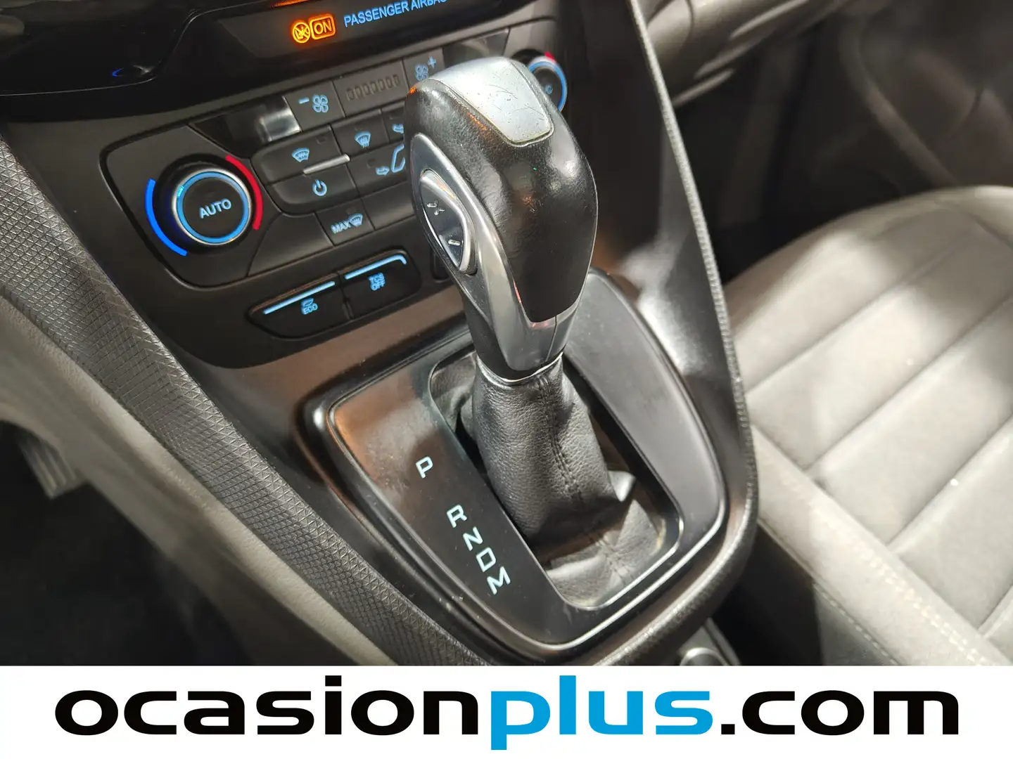 Foto Ford Grand Tourneo Connect Ford Grand Tourneo Connect 1.5 TDCi Titanium PowerShift  (120 CV)
