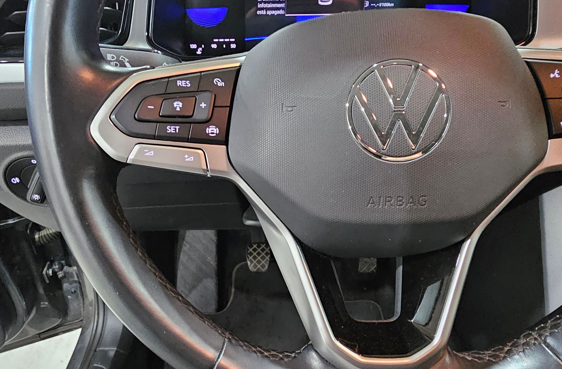 Volkswagen T-Roc Life 2.0 TDI - foto 29