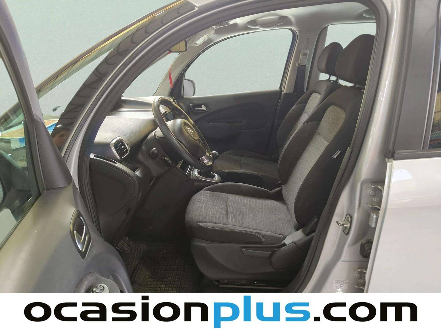 Foto asientos delanteros Citroën C3 Picasso Citroën C3 Picasso HDI 115 FAP Collection (114 CV)