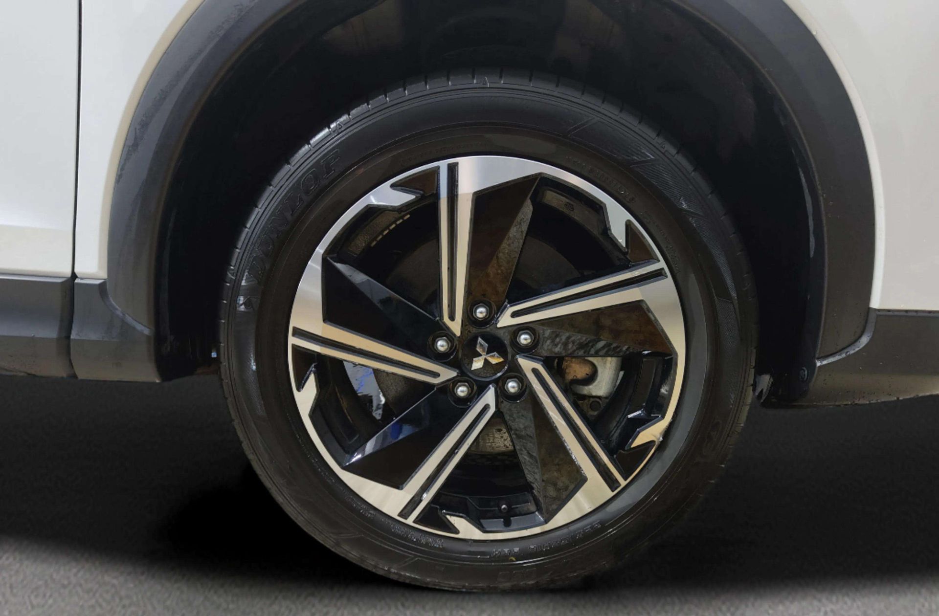 Mitsubishi Eclipse Cross 2.4 PHEV Kaiteki 4WD - foto 35
