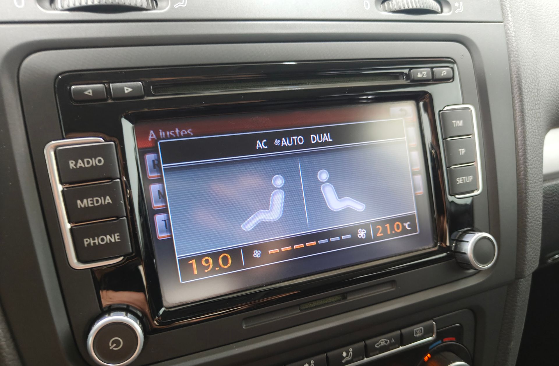 Volkswagen Golf Sport 1.6 TDI - foto 32