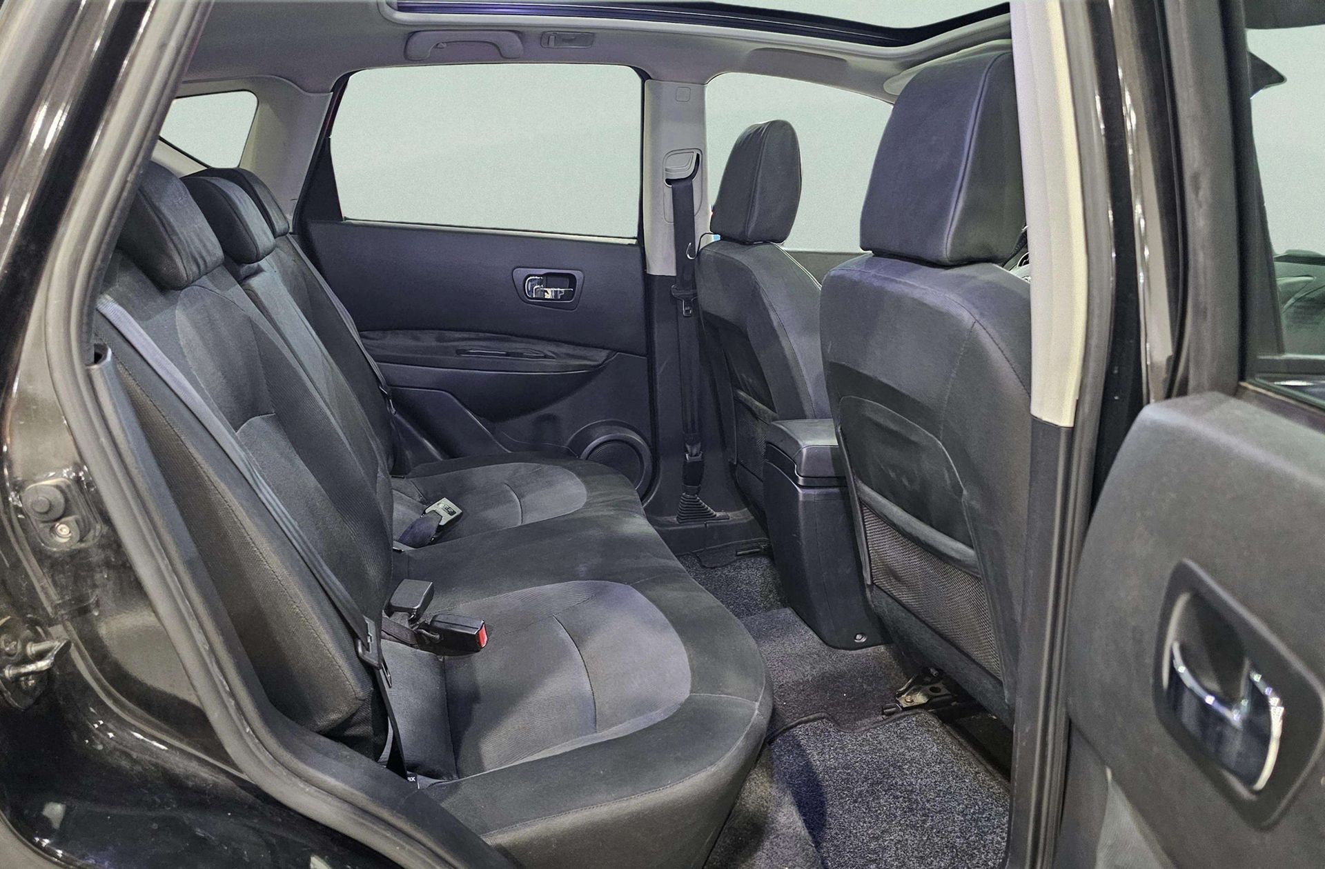 Nissan Qashqai 1.5 dCi Tekna Sport 4x2 - foto 16