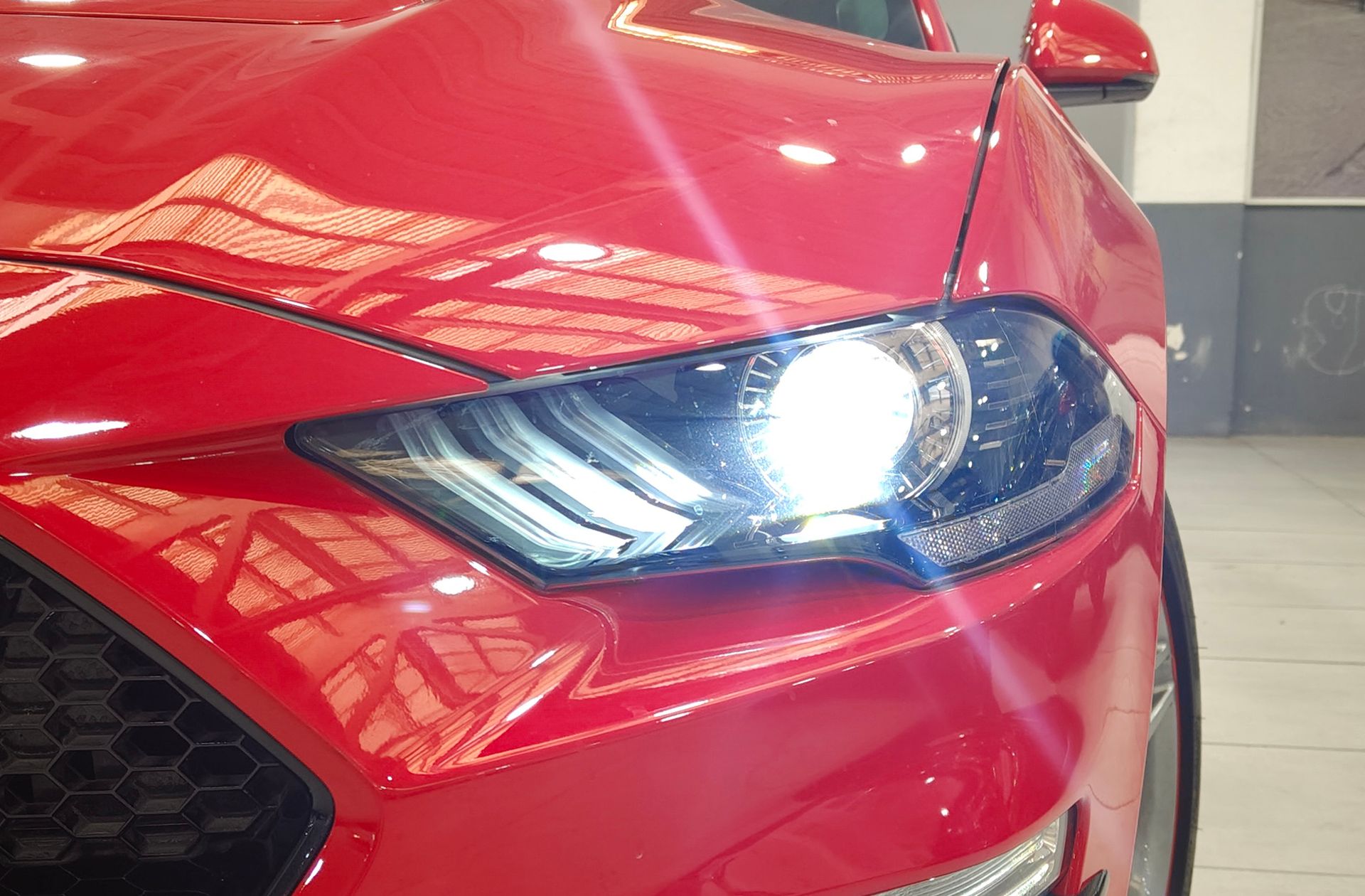 Ford Mustang 5.0 Ti-VCT V8 Mustang GT Fastback - foto 17