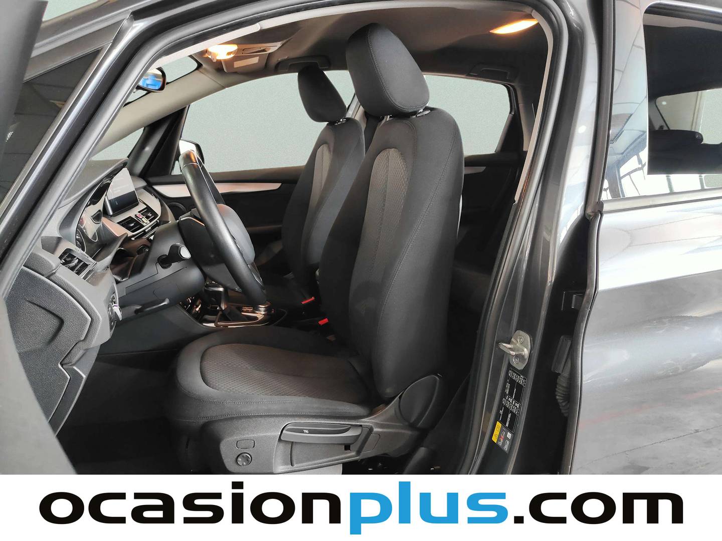 Foto asientos delanteros BMW Serie 2 Active Tourer BMW Serie 2 225xe iPerformance Active Tourer (224 CV)