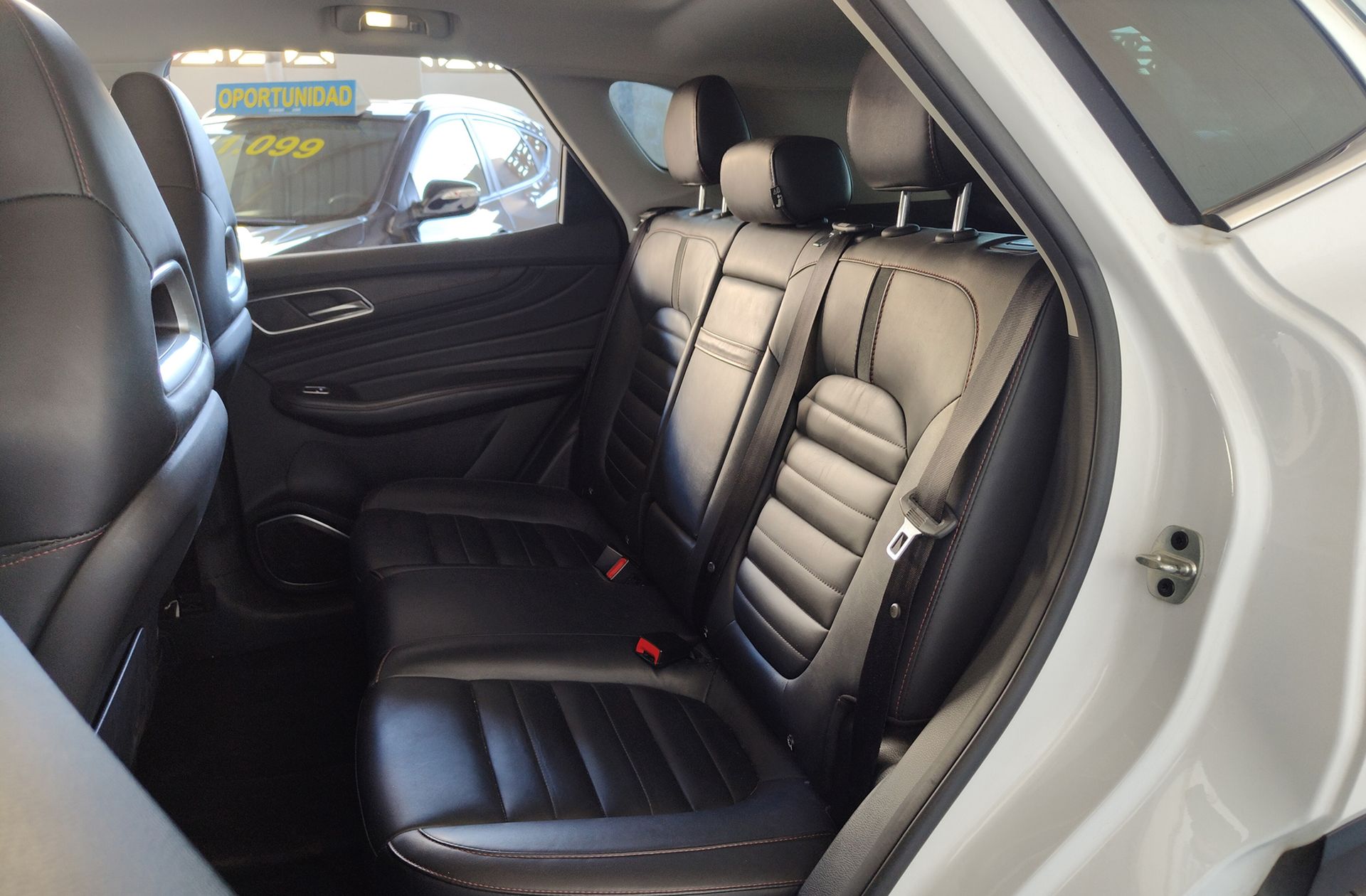 MG HS 1.5 Turbo GDI Luxury DCT - foto 13