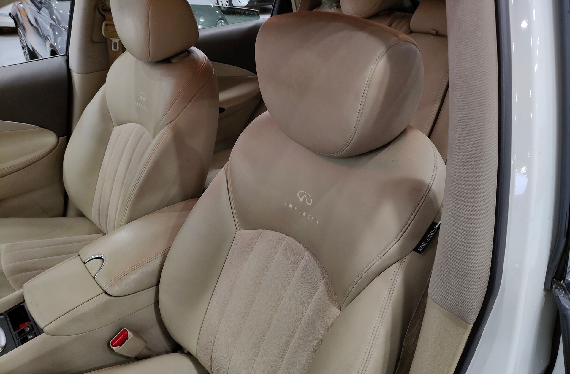 Infiniti EX 3.0 D V6 AWD - foto 9