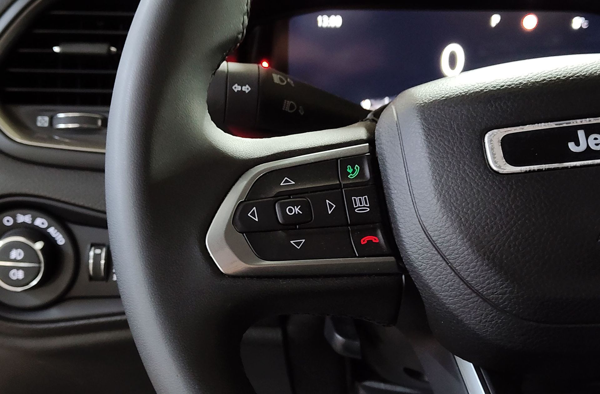 Jeep Renegade eHybrid 1.5 Altitude DCT - foto 24