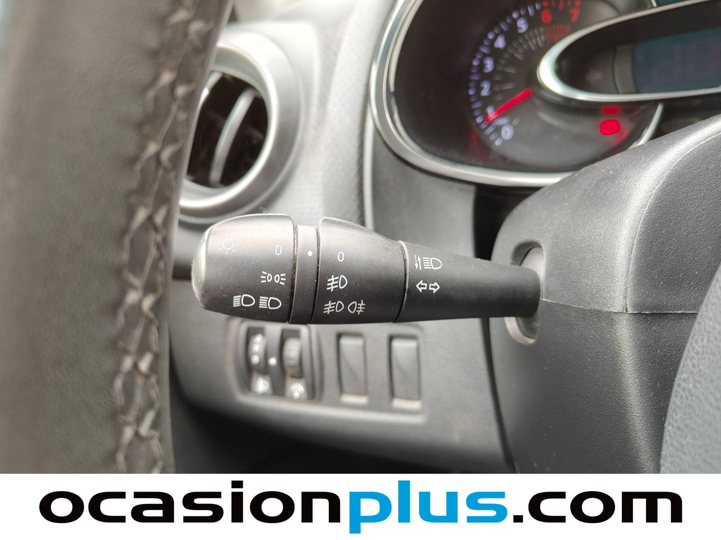 Renault Clio Renault Clio Sport Tourer 1.2 Limited (75 CV) manual
