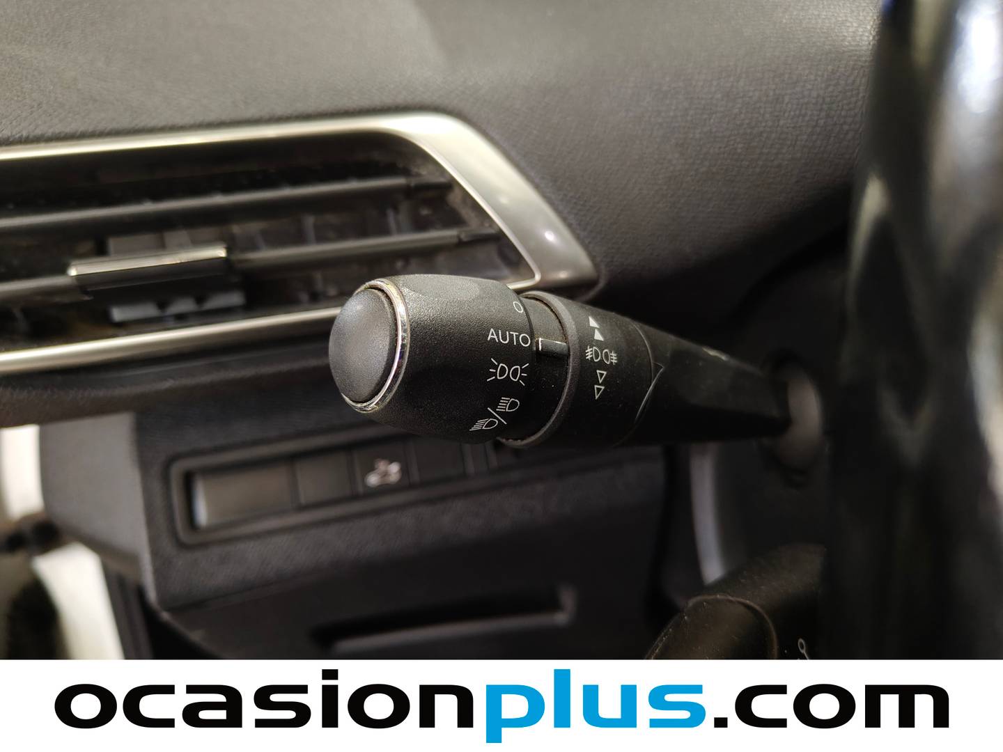 Peugeot 5008 Peugeot 5008 PureTech 130 S&S Allure (130 CV) 7 Plazas de ocasión