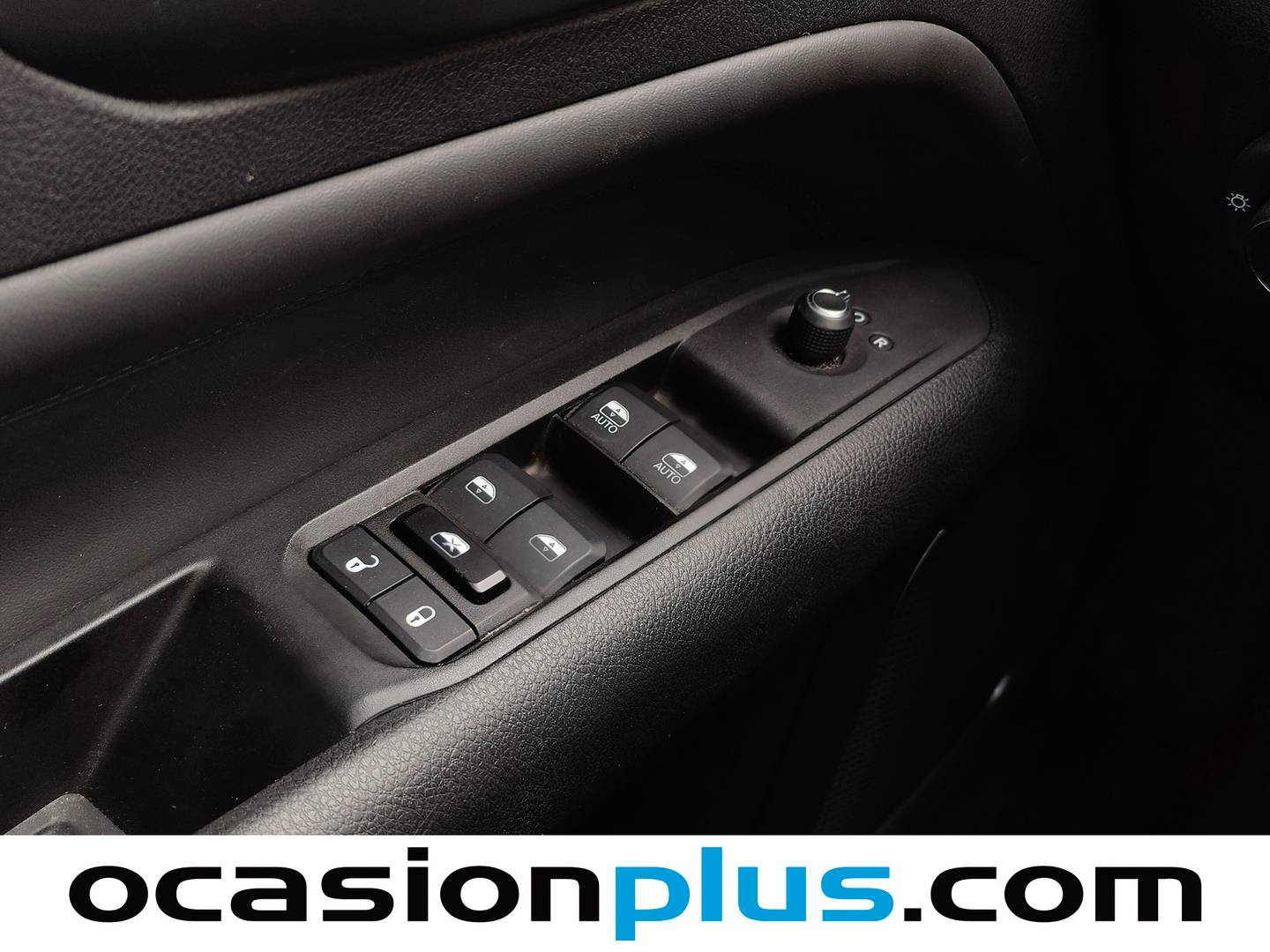 Jeep Compass Jeep Compass 1.5 MHEV Night Eagle DCT (130 CV) seminuevo