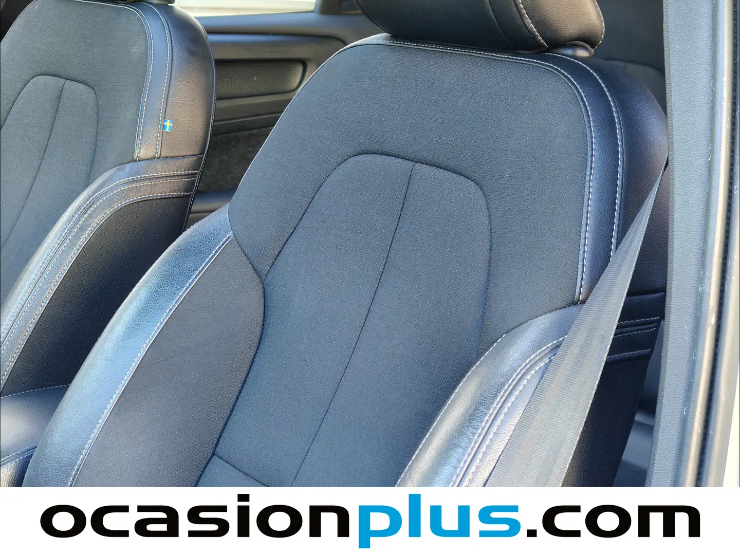 Foto Volvo XC40 Volvo XC40 D3 Momentum Auto  (150 CV)