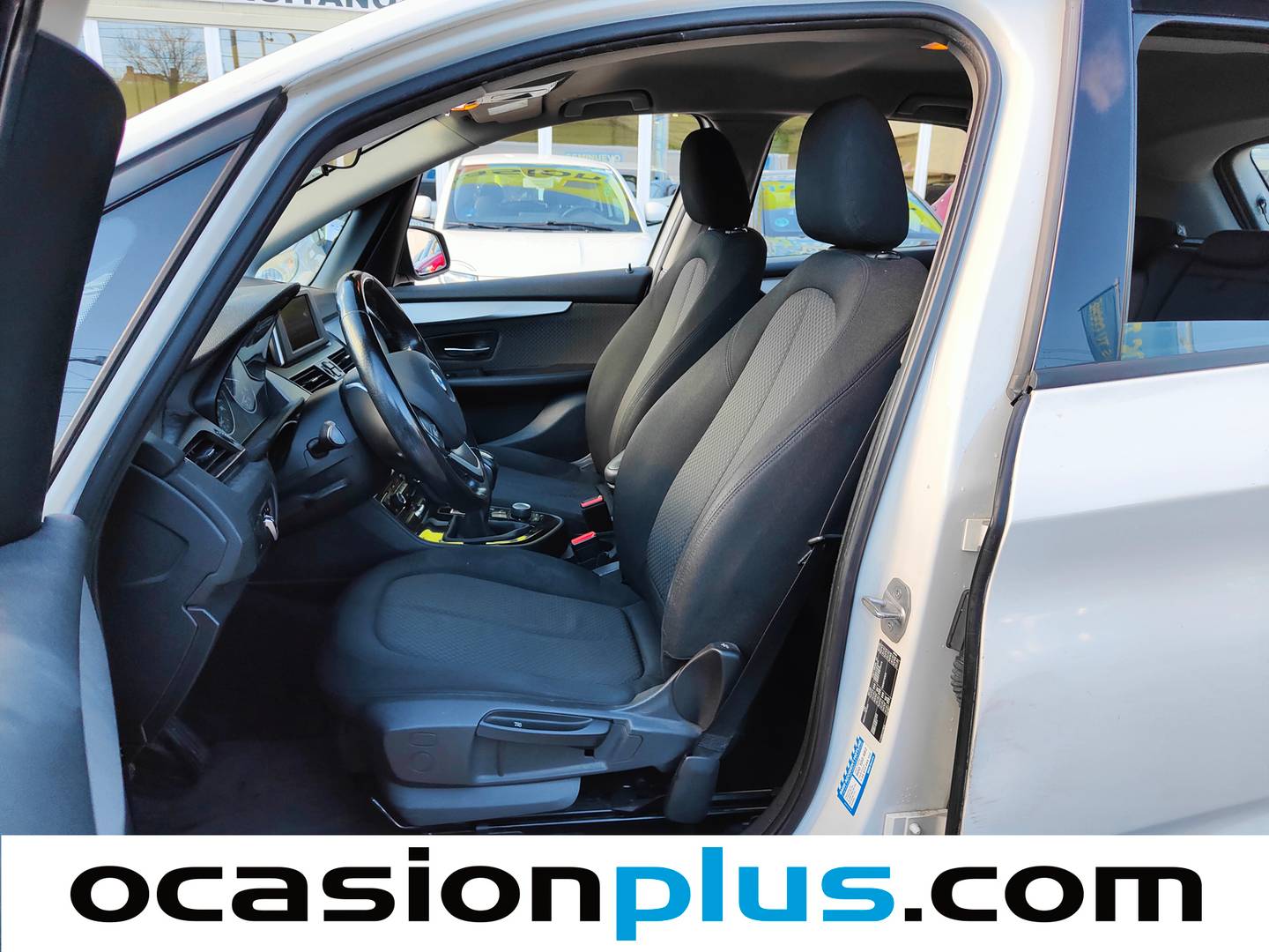 Foto asientos delanteros BMW Serie 2 Active Tourer BMW Serie 2 216d Active Tourer (116 CV)