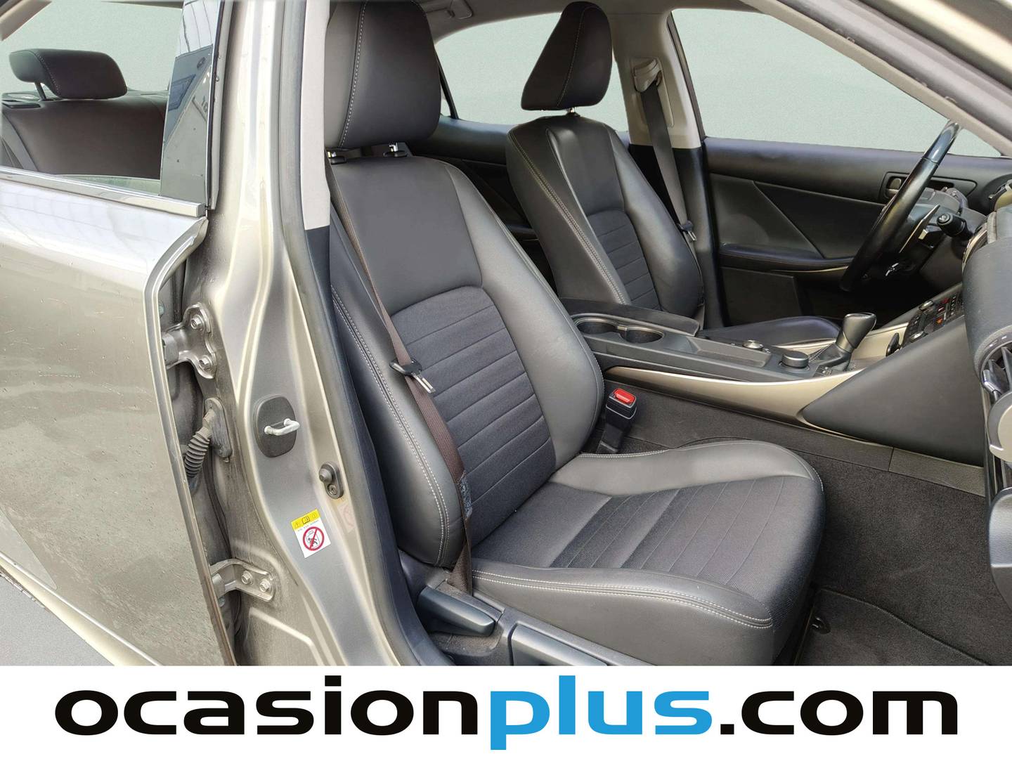 Foto Lexus IS Lexus IS 300h Executive (223 CV)