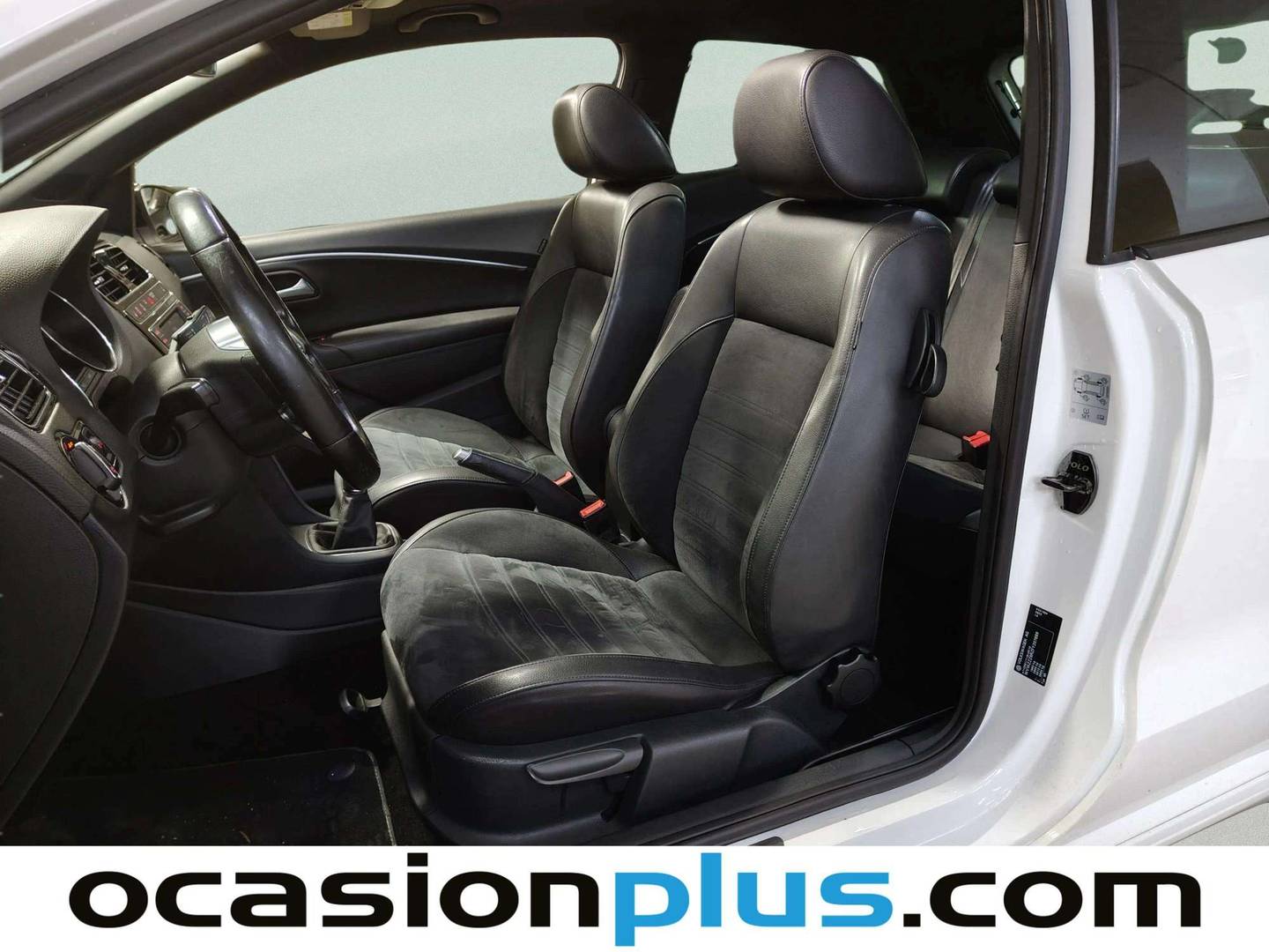 Foto Volkswagen Polo Volkswagen Polo BlueGT 1.4 TSI BMT ACT Tech (150 CV)