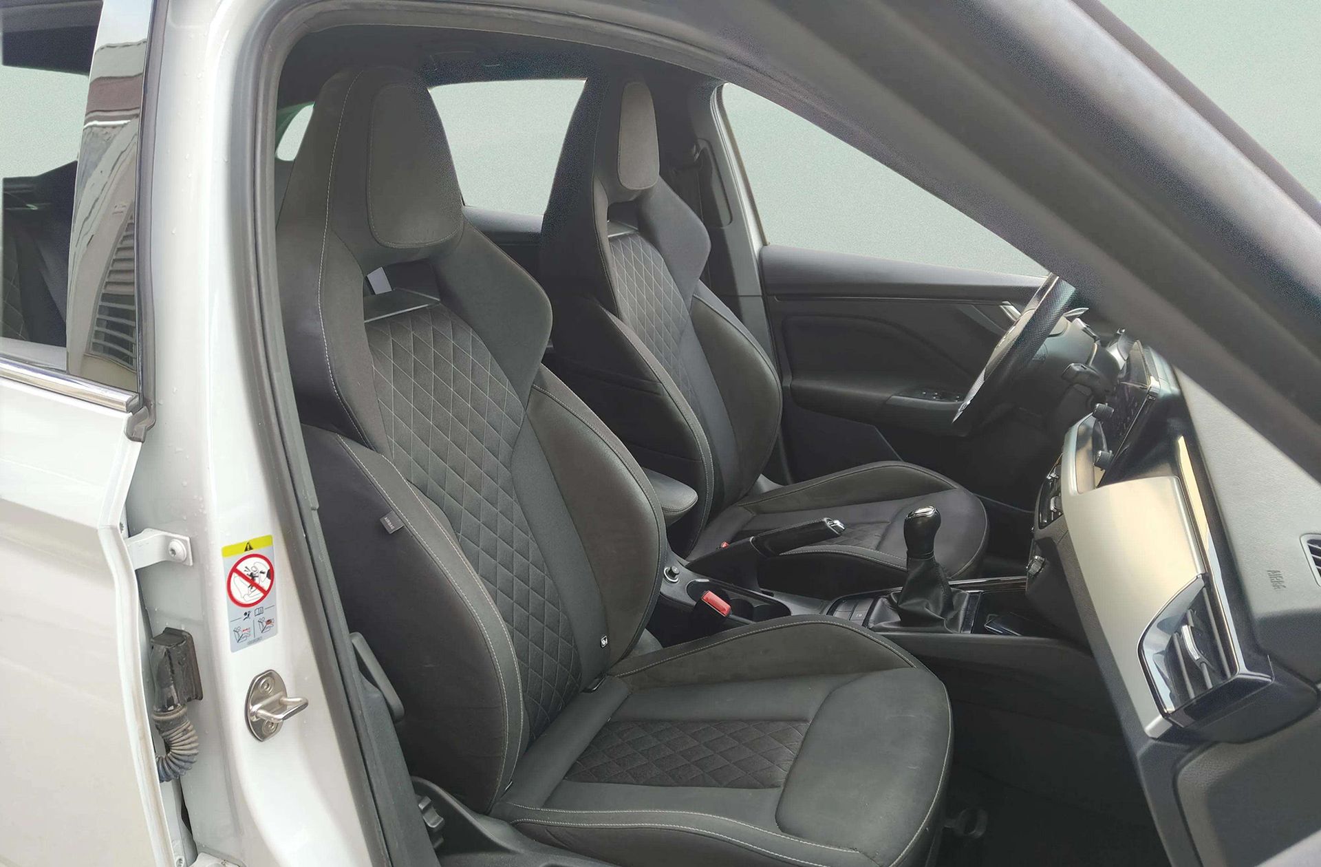 Škoda Scala 1.5 TSI Sport - foto 19