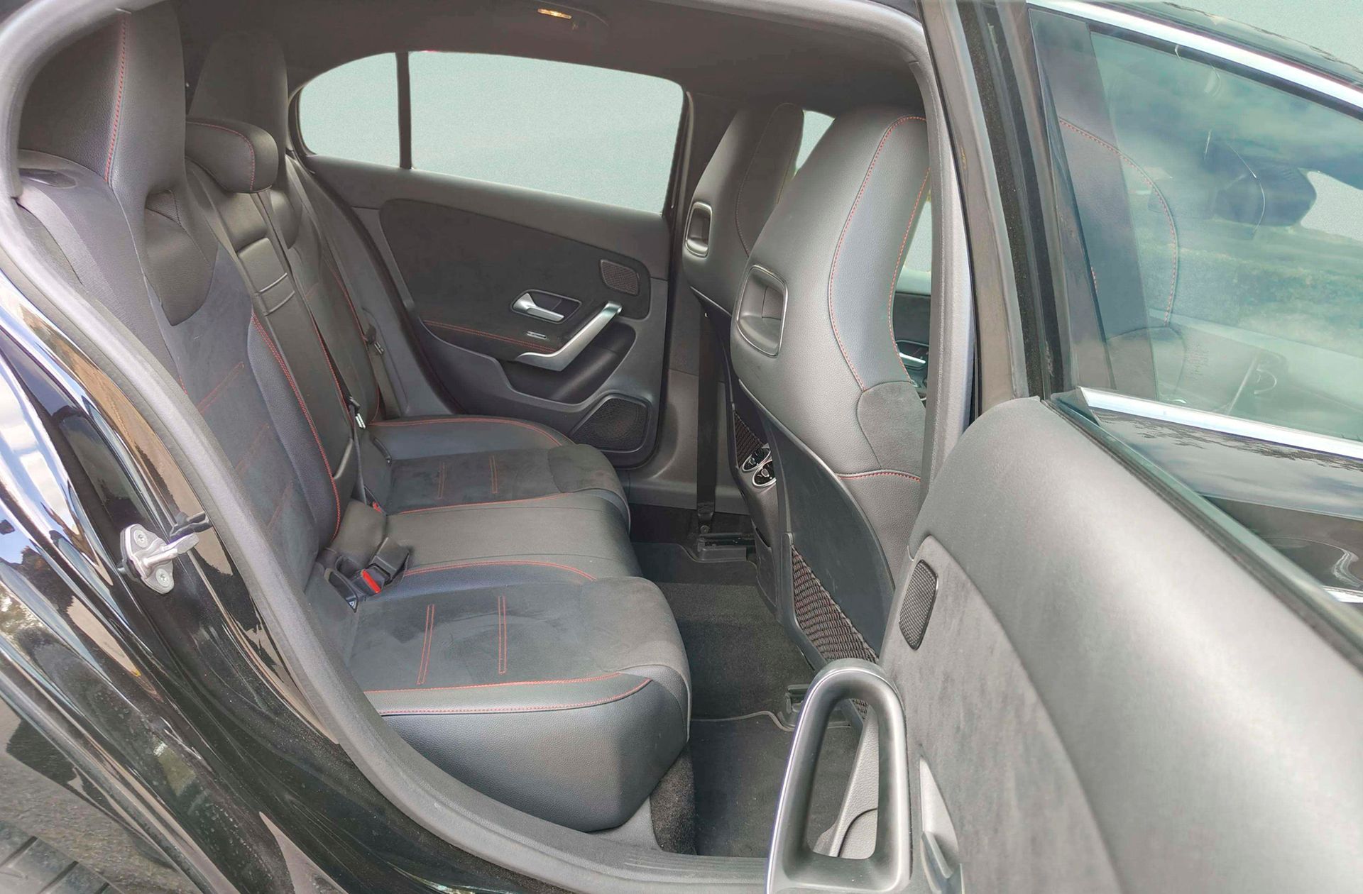 Mercedes-Benz Clase A 200 d pack AMG - foto 19