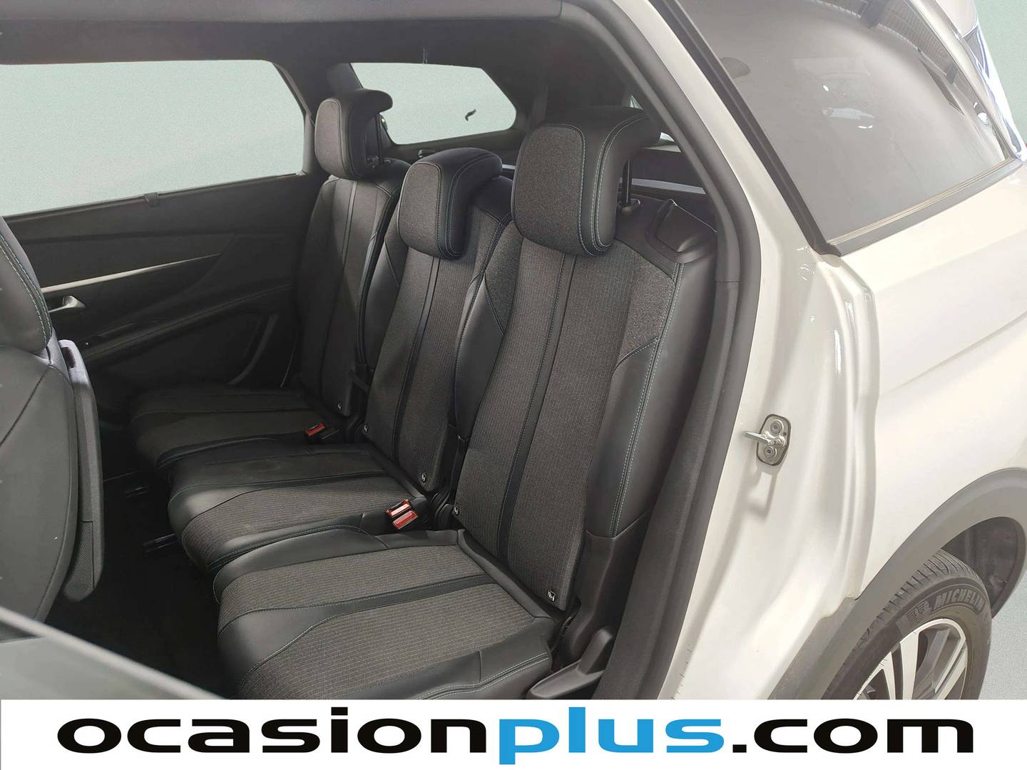 Foto Peugeot 5008 Peugeot 5008 PureTech 130 S&S Allure Pack EAT8 (130 CV) 7 Plazas