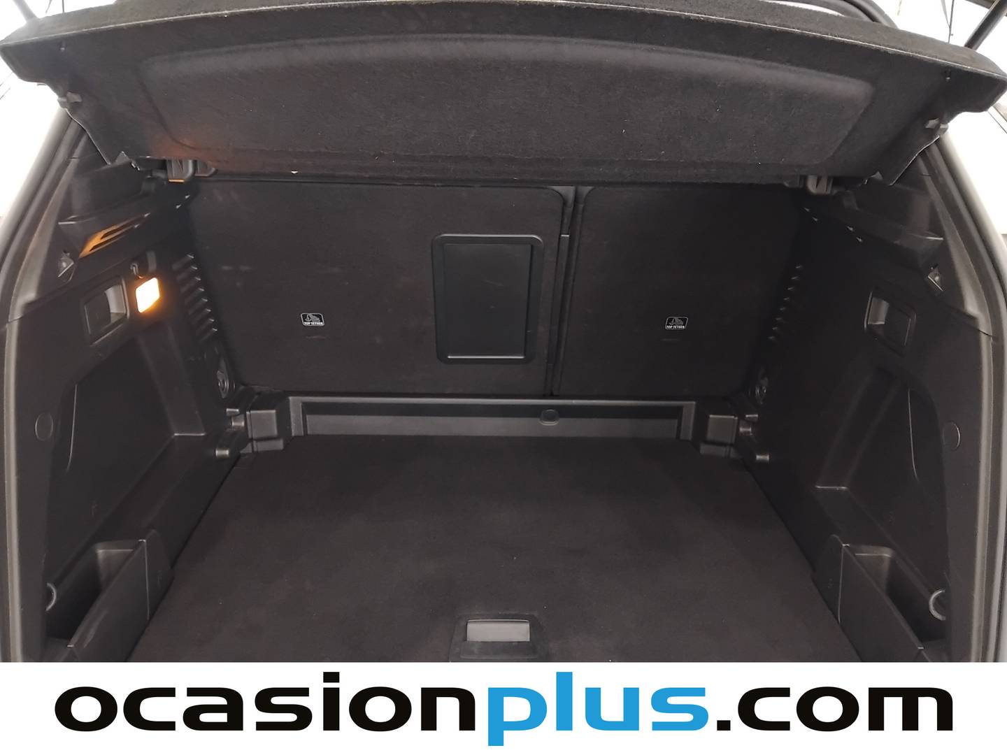 Foto asientos delanteros Peugeot 3008 Peugeot 3008 PureTech 130 S&S Allure Pack (130 CV)