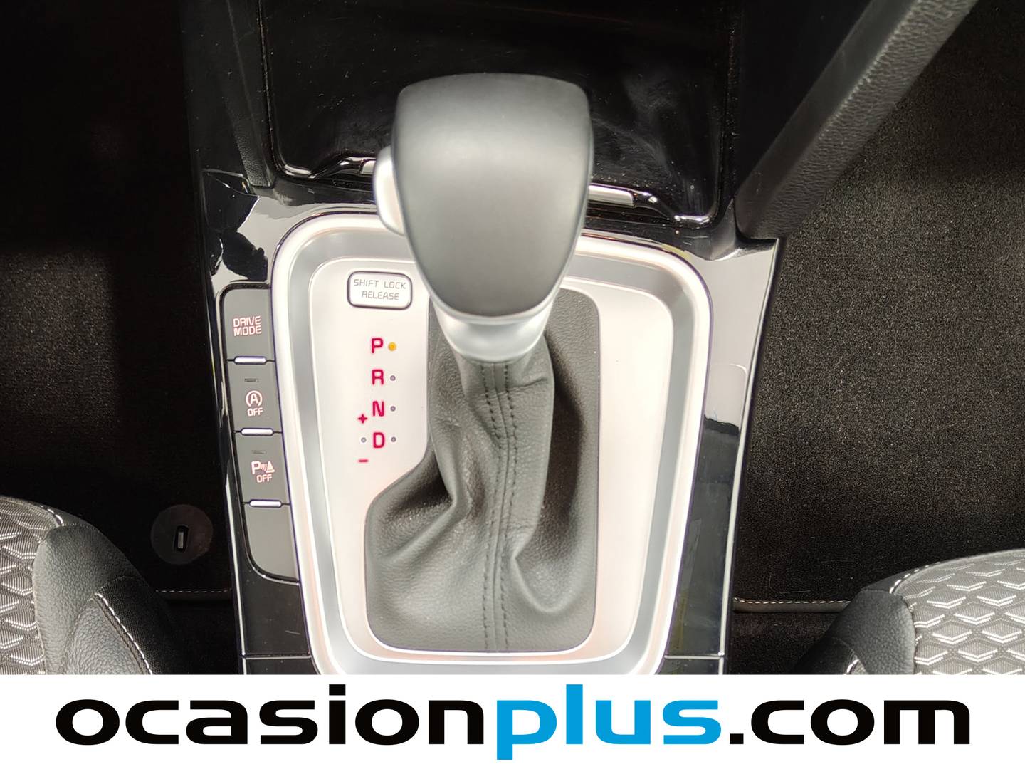 Foto KIA XCeed Kia XCeed 1.5 MHEV Tech DCT (160 CV)