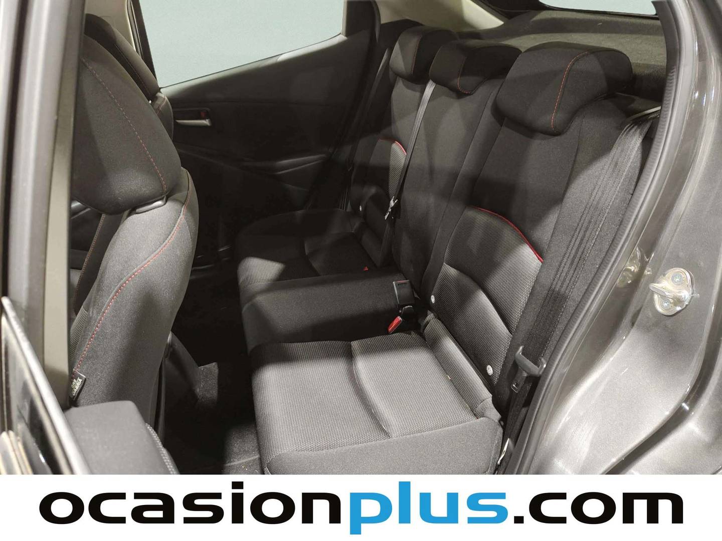 Foto asientos traseros Mazda Mazda2 Mazda Mazda 2 1.5 G e-SKYACTIV Homura (90 CV)