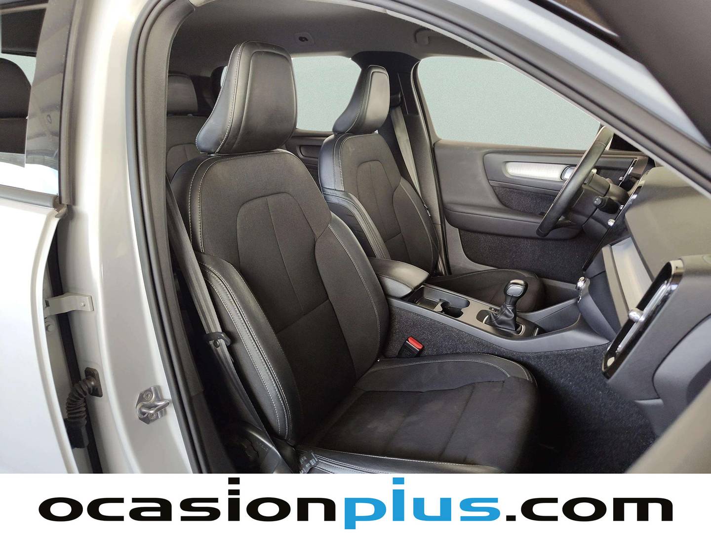 Volvo XC40 Volvo XC40 D3 Business Plus (150 CV) manual