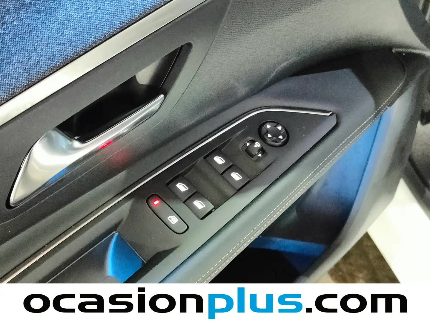 Foto Peugeot 3008 Peugeot 3008 PureTech 130 S&S GT Line EAT8 (130 CV)