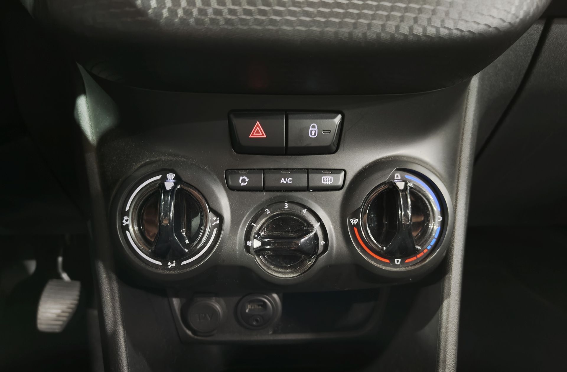 Peugeot 2008 PureTech 110 Style - foto 27