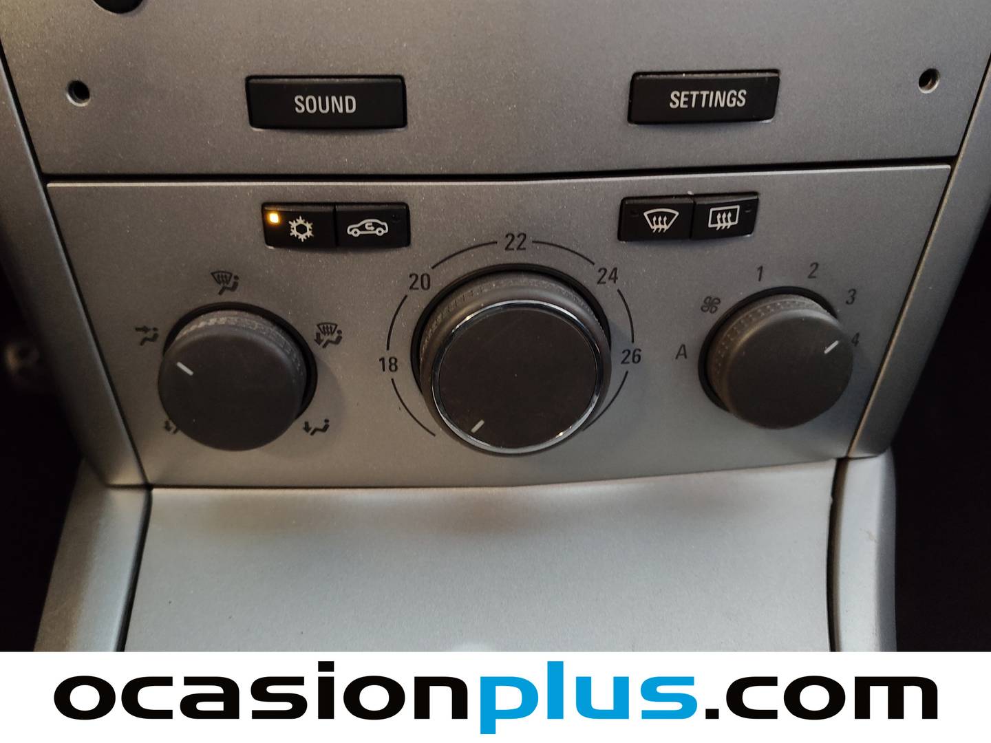 Equipamiento del Opel Astra Opel Astra 1.6 Sport (105 CV)
