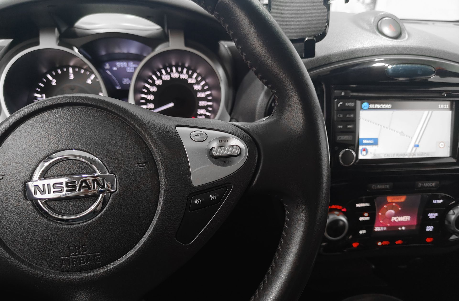 Nissan Juke dCi 110 N-Connecta - foto 27
