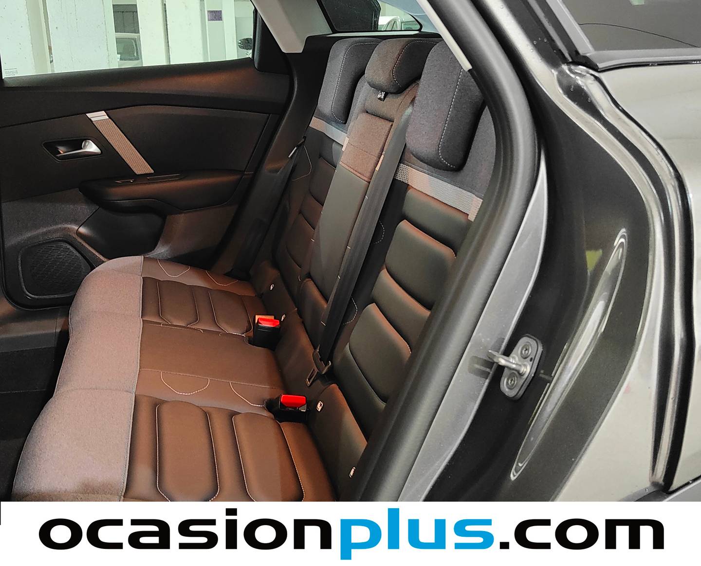 Foto asientos traseros Citroën C4 Citroën C4 Hybrid 136 e-DCS6 Max (136 CV)